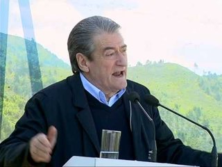 BERISHA NE MARIKAJ TE HENEN I KTHEJME PERGJIGJE RAMES PER OFERTEN LAJM