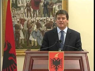 PRESIDENTI PER 8 NENTORIN DATA E TRETË MË E RËNDËSISHME PËR SHQIPTARËT LAJM