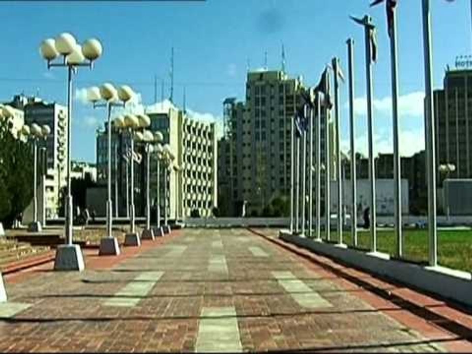 PETERSEN DHE SERVER PAQJA NE BALLKAN ESHTE NE RREZIK LAJM