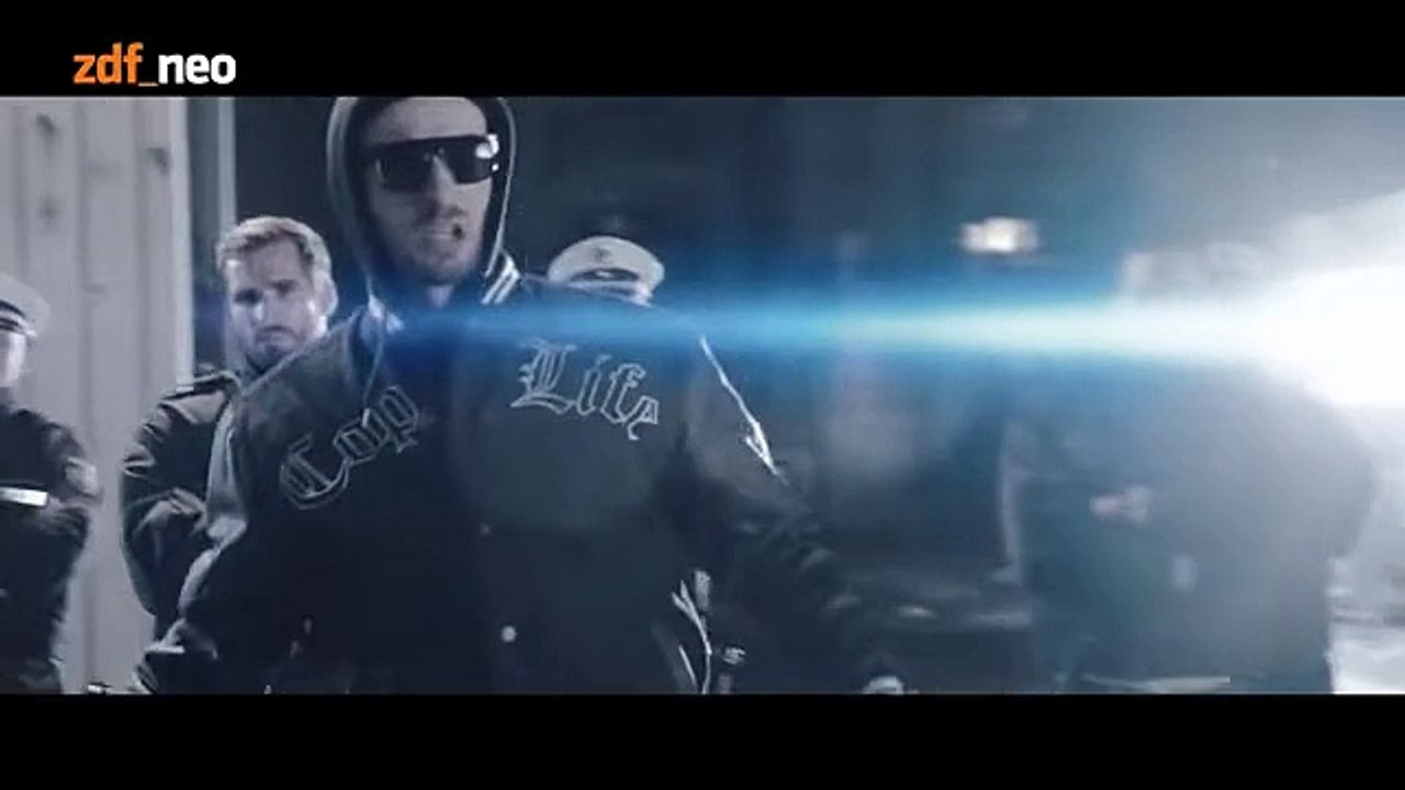 POL1Z1STENS0HN a.k.a. Jan Böhmermann - Ich hab Polizei (Official Video)