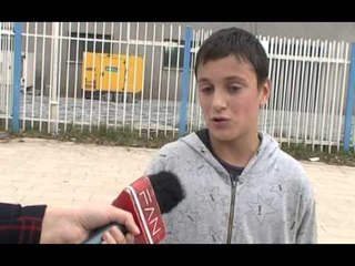 PERGATITI FAN TV KOSOVE FEMIJE ROME NGA SHQIPERIA LYPIN NE KOSOVE LAJM