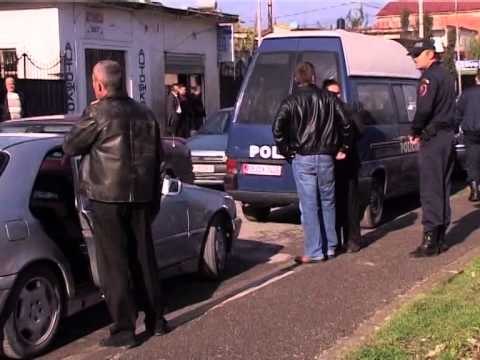 IDENTIFIKOHEN AUTORET SHPALLEN NE KERKIM VRASESIT E MARASH PREKES LAJM