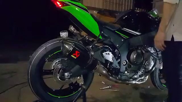 Kawasaki Ninja ZX-10 R 2016 with Akrapovic Exhaust