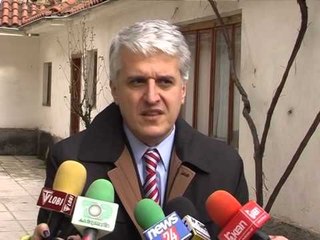 MAJKO KONFIRMON NIKO PELESHI DO TE RIKANDIDOJE PER KORÇEN LAJM