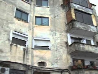 NGJARJE E ÇUDITSHME 78 VJEÇARI TENTON TE VRASE TE DASHUREN LAJM