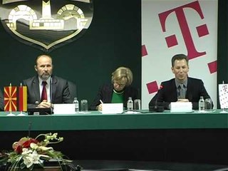 ERA TV MAQEDONI JA SI DO TE FESTOHET VITI I RI NE SHKUP LAJM