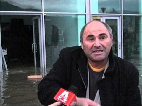 RENDOHET SITUATA SHKODRA NEN UJE TANI EDHE PA ENERGJI ELEKTRIKE LAJM