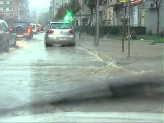 EDHE DURRESI E LEZHA QEVERIA SHPALL GJENDJEN E EMERGJENCES CIVILE LAJM