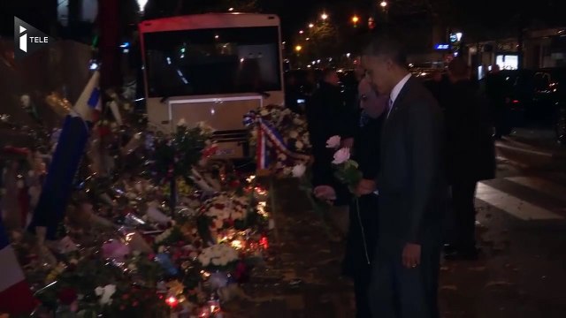 Barack Obama se recueille devant le Bataclan