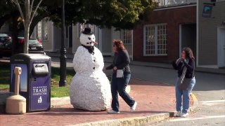 Scary Snowman Halloween Prank Bonus Episode 2013