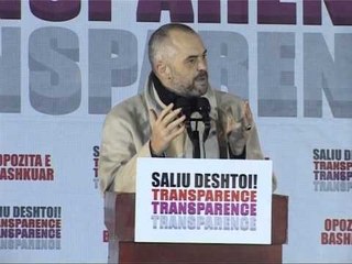 RAMA NE VLORE BERISHA DESHTOI KRIZA EKONOMIKE PO THELLOHET LAJM