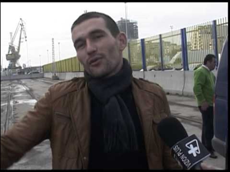 PROBLEME NE DURRES KTHEHEN MBRAPSHT 12 SHTETAS NGA ITALIA LAJM