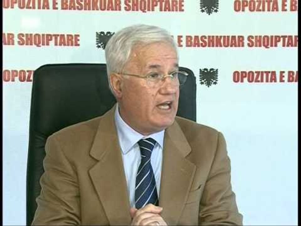 OPOZITA E BASHKUAR BERISHA TE REFLEKTOJE DHE TE MOS SILLET SI NE VITIN 1996 LAJM