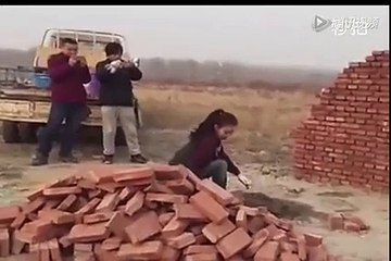 Chinese Girl With Unbelievable Skills
