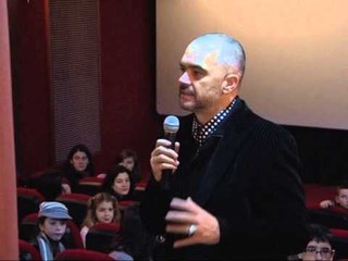 KINEMA “AGIMI” RIKTHEHET KINEMAJA NE KRYEQYTET TASHME 3 D LAJM