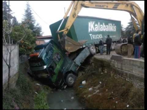 AKSIDENT NE BERAT TRAILERI PERPLASET ME VETUREN NJE I PLAGOSUR RENDE LAJM