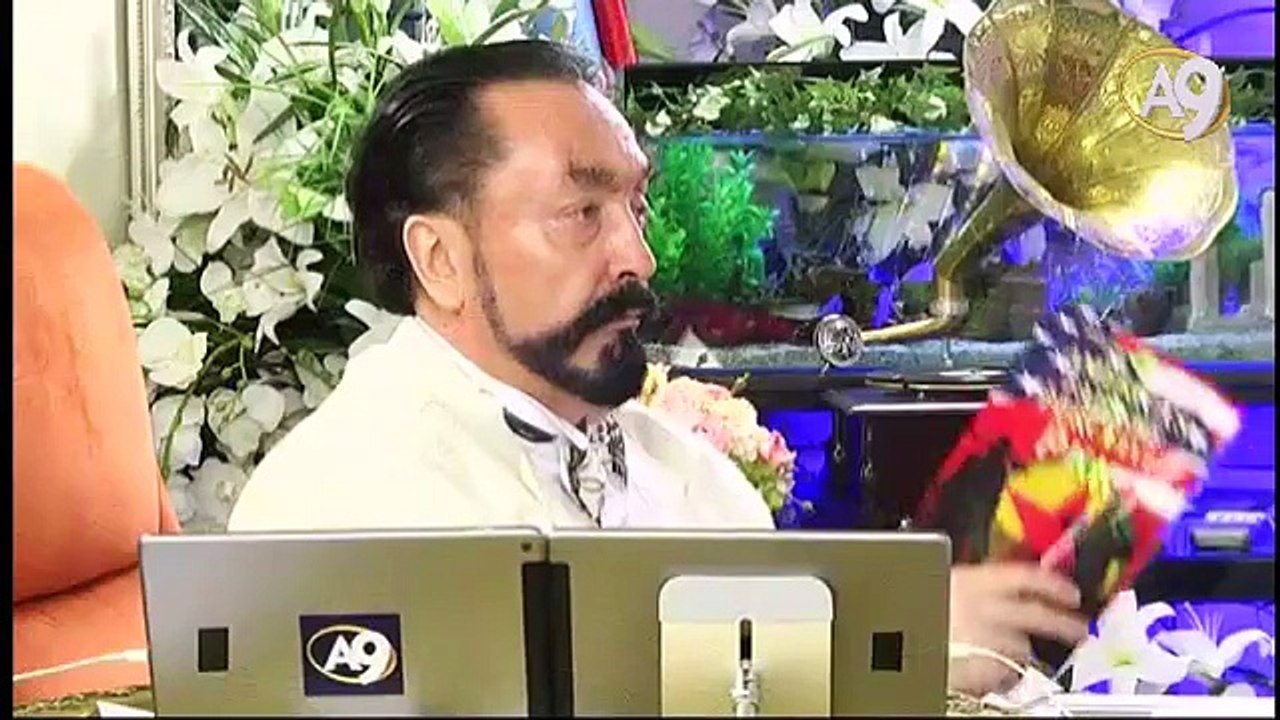 Adnan Oktar’ın ‘Amerika’nın göremediği PKK’ kitabının ingilizcesi çıktı.