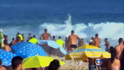 Vols_ attaques et panique sur les plages de Rio