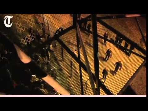 EMIGRANTET PERLESHEN ME POLICINE,KERKOJNE HAPJEN E KUFIRIT MES FRANCES E ANGLISE LAJM