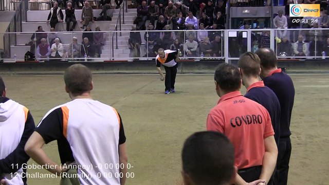 Mène 11, finale du Super 16 Masculin, Challamel contre Gobertier, Sport Boules, Andrézieux-Bouthéon 2015