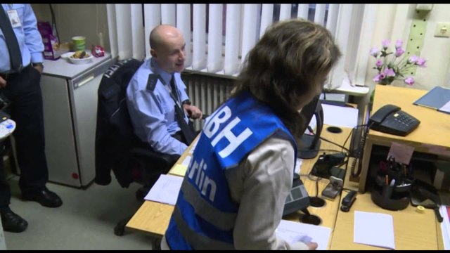 GJERMANIA SAMIT URGJENT PER AZILKERKUESIT