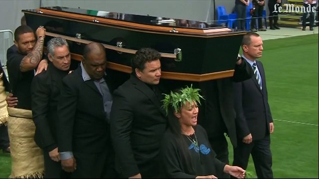 Vibrant hommage et derniers hakas pour Jonah Lomu