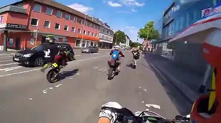 Amazing freestyle supermoto bad boy