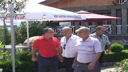 SHERBIMI ZJARRFIKES NE BERAT NIS KONTROLLET NE BARE E RESTORANTE PER BOMBOLAT E GAZIT LAJM