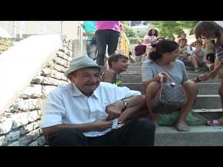 RADHE TE GJATA NE ZYRAT E APLIKIMIT PER PASAPORTE