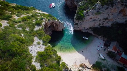 Orlando Duque's Croatian Cliff Diving Expedition