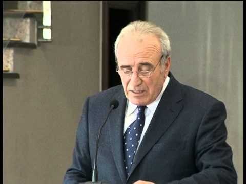 PRESIDENTI REFUZON BAMIR TOPI NUK DO TE PARAQITET PARA KOMISIONIT LAJM