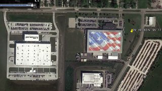 Giant US Flag in 7300 Airport Blvd, Houston, TX 77061, USA (Google Earth)