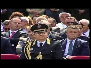 Homazhet në nder të Simon Gjetës - Top Channel Albania - News - Lajme