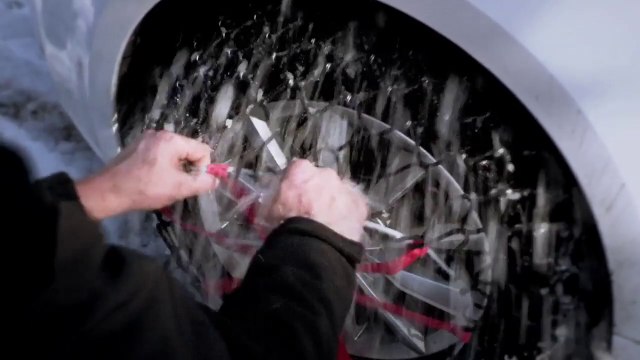 POLAIRE TYREFFECT: passager Textil Snow Chain removing - Chaine à neige textile tourisme démontage