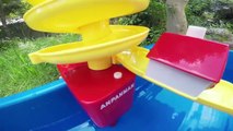 アンパンマンおもちゃ おふろスライダー/Fun Anpanman Twirly Slide Toy!