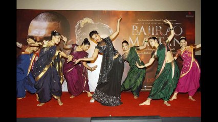 Ranveer Singh and Priyanka Chopra at Bajirao Mastani music celebration