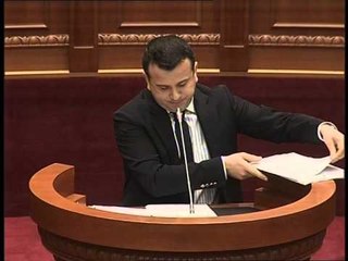 PERJASHTOHET BALLA AKUZOI KRYETAREN TOPALLI PER VJEDHJE DIETASH LAJM