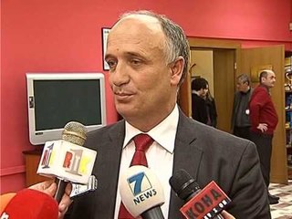 SHQIPER KOSOVE NENSHKRUHET MARRVESHJA E BASHKEPUNIMIT TE BIBLOTEKAVE LAJM