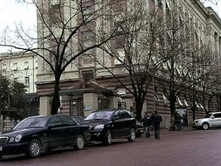 BYROJA KUVENDIT PERJASHTOHET BALLA,DEBATE TE ASHPRA NE MBLEDHJE LAJM