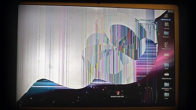 Andy Repairs: Laptop Screen Replacement Services