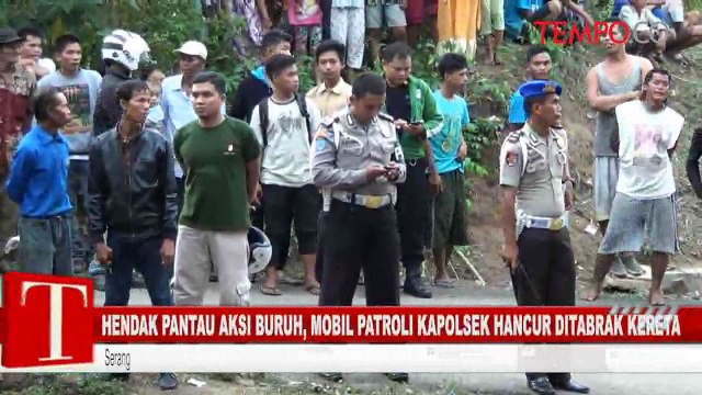 Mobil Patroli Kapolsek Hancur Ditabrak Kereta