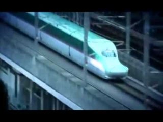 TRENI “PLUMB” JAPONEZ MREKULLIA E RRADHES E TEKNOLOGJISE AZIATIKE LAJM