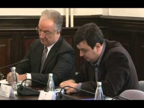 BISEDIMET KOSOVE SERBI KUVENDI I KOSOVES PRITET TE KETE DEBATE MBI BISEDIMET LAJM