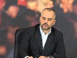 KANDIDATET E PS ZYRTARIZOHEN VETEM 7,LISTA E PLOTE SHPALLET SOT LAJM