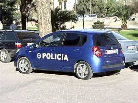 AVOKATI I POPULLIT REKOMANDON QE POLICET TE NJOHIN TE DREJTAT E NJERIUT LAJM