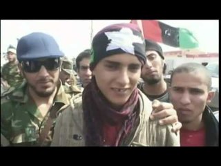 NATO MERR KOMANDEN KOALICIONI DO TE NDIHMOJE ME ARME REBELET LAJM