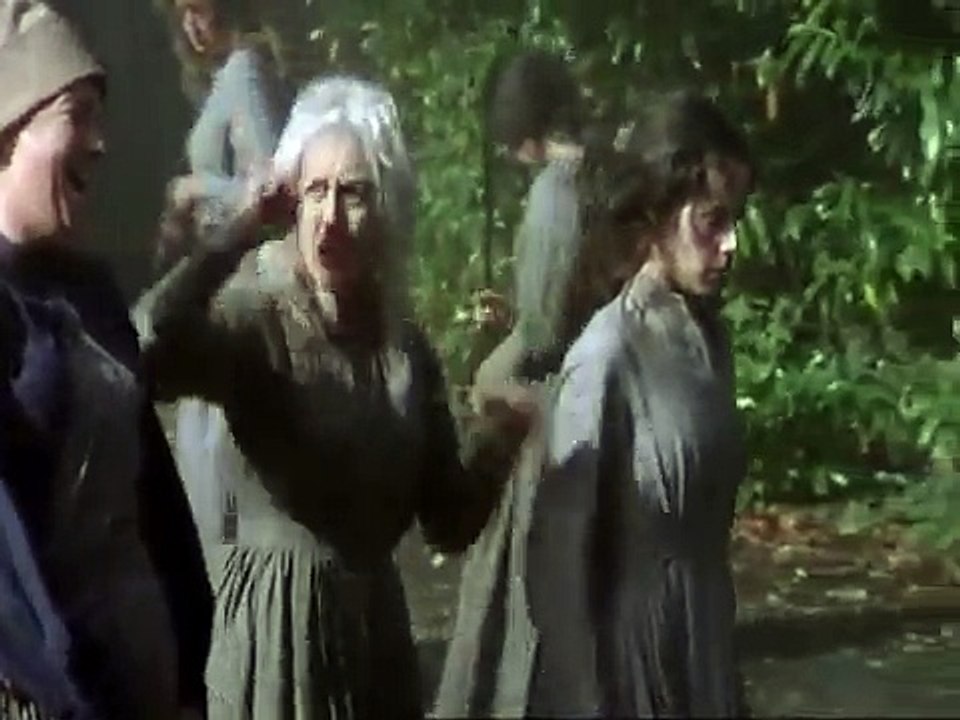Fingersmith Part 2_clip3