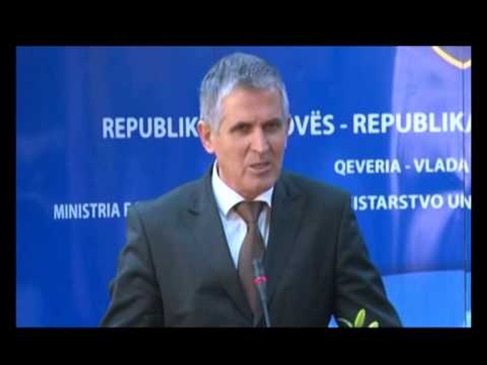 PRESIDENTJA E KOSOVES NDEROHET KONTRIBUTI I SAJ PER POLICINE E KOSOVES LAJM