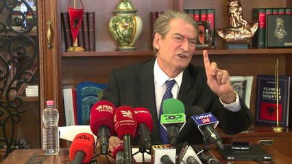 BERISHA: SHQIPTARET PO LARGOHEN SE KTHIMI ESHTE KTHYER NE SISTEM