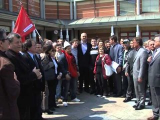 RAMA ME EMIGRANTET ME 8 MAJ EJANI TE VOTONI PER VIZIONIN E MIRQEVERISJES LAJM